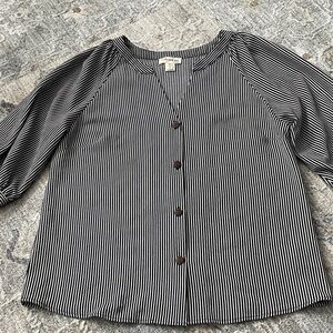 Faith and Joy black and white button down loose fitting top size Small